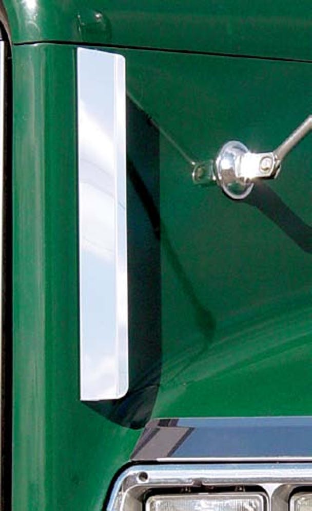 Freightliner FLD 120 Side Grill Deflectors By RoadWorks