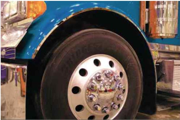 Peterbilt 379 Front Side Fender Trim (Pair)